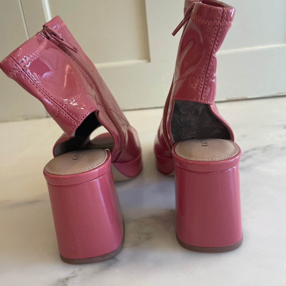 Katy Perry Surrprise Shootie in red dust, Size 6 - Picture 3 of 9